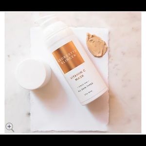 GEORGETTE KLINGER
Vitamin C Mask